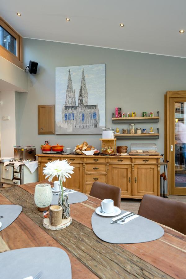 Triton Hotel Koln Bagian luar foto